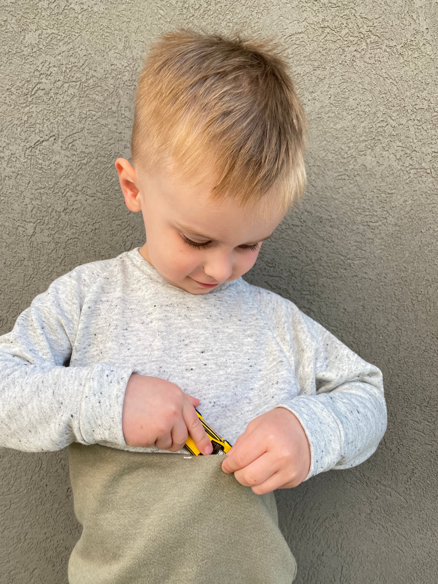 Color-block Sweater Pattern, with Hidden Pocket